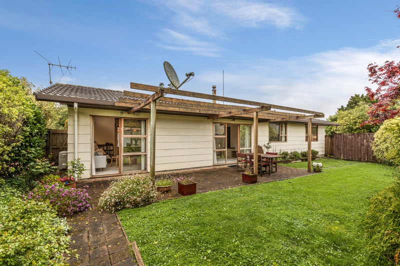 16A Denbigh Avenue, Mount Roskill, Auckland - Carousel 1