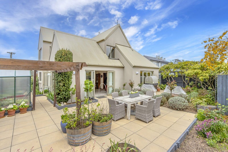 33 Crofton Road, Harewood, Christchurch - Carousel 15