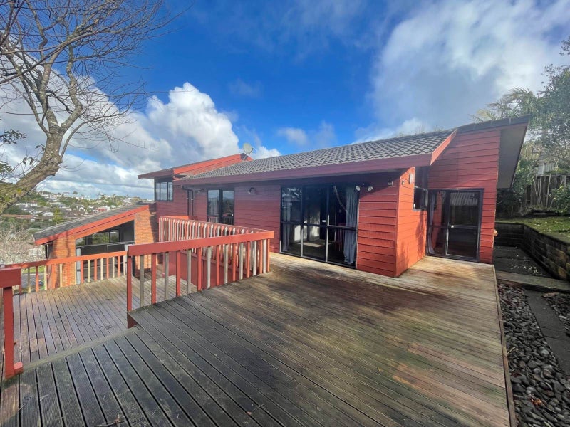 32 Ronald Macken Place, Windsor Park, Auckland - Carousel 1