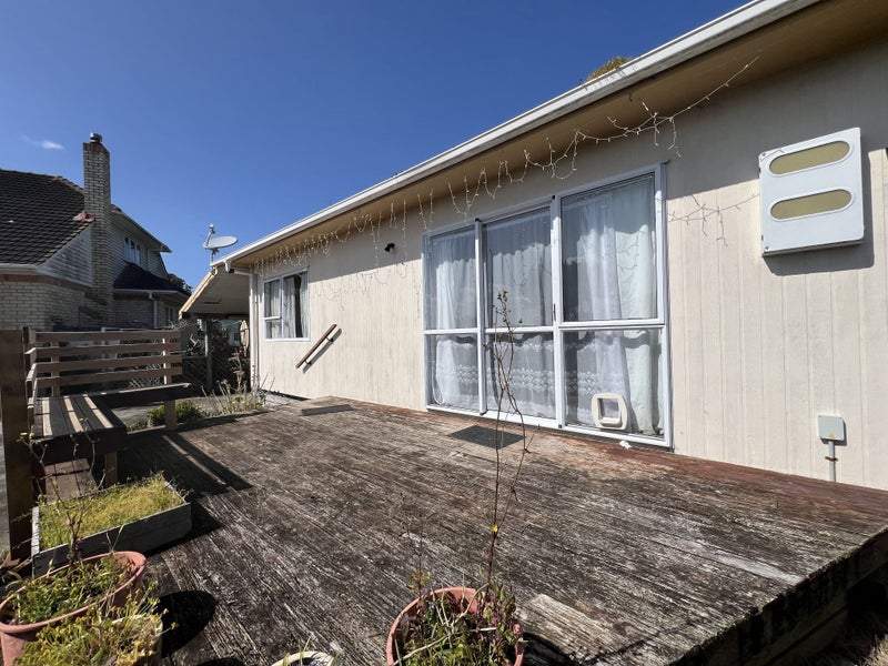 94 Coronation Road, Papatoetoe, Auckland - Carousel 6