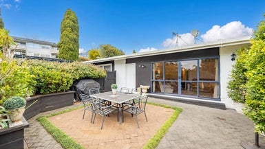 2/0 Manawa Road, Remuera, Auckland - Carousel 1