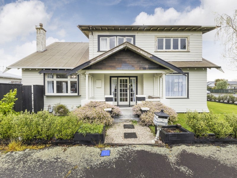 4 Argyle Avenue, Takaro, Palmerston North - Carousel 13