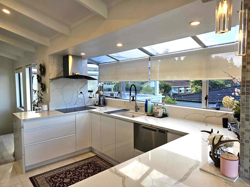 30 Selwyn Road, Cockle Bay, Auckland - Carousel 1