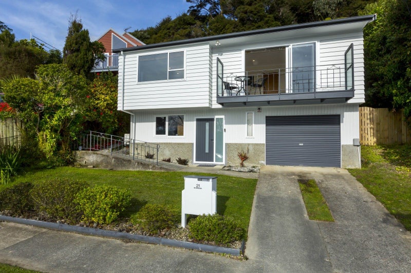 21 Cleary Street, Waterloo, Lower Hutt - Carousel 1