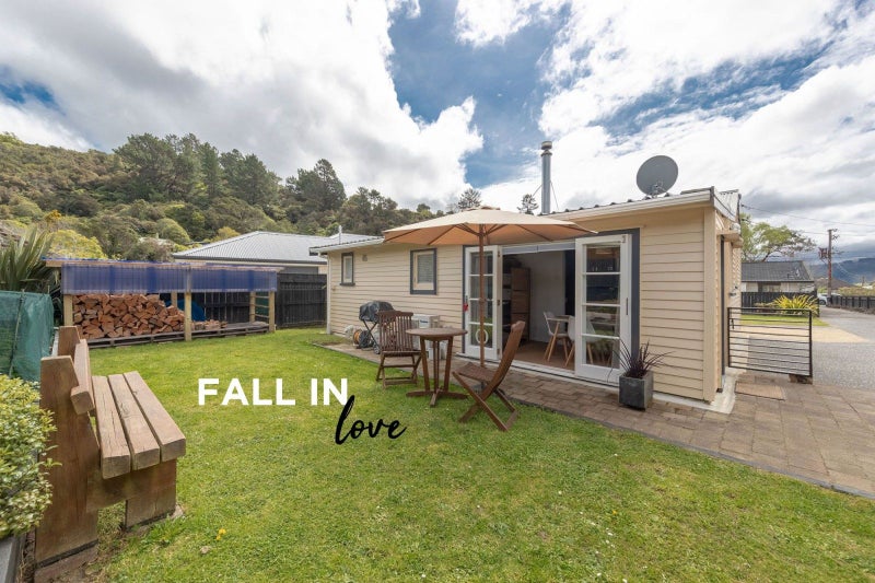 21A Korau Grove, Stokes Valley, Lower Hutt - Carousel 1