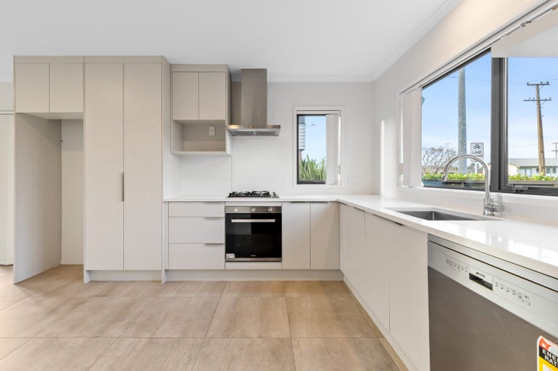 250E Porchester Road, Takanini, Auckland - Carousel 2