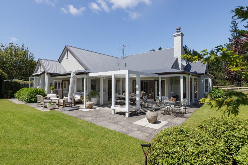 516 Cambridge Road, Tauriko, Tauranga - Carousel 1