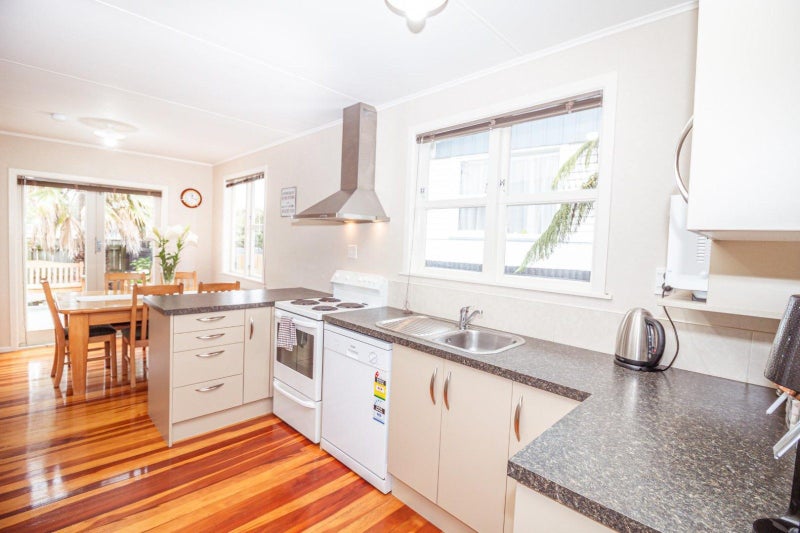 22 Broadhead Avenue, Tawhero, Whanganui - Carousel 2