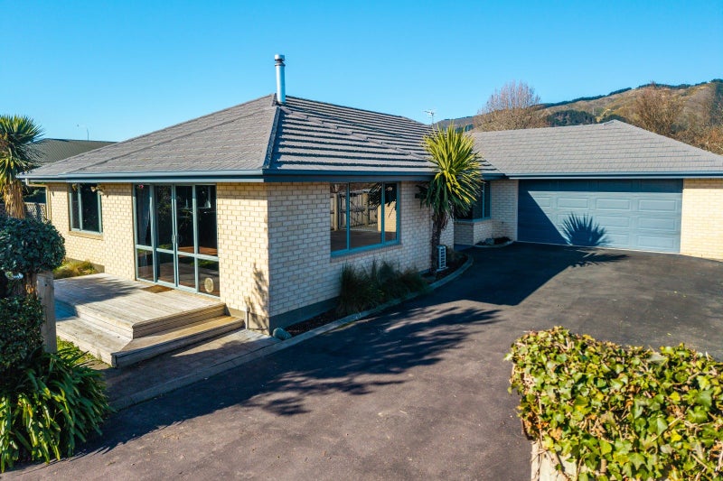 7 Collins Road, Richmond - Carousel 2