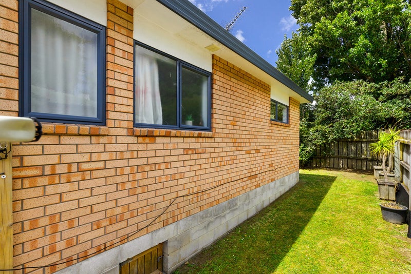 14 Pooks Road, Ranui, Auckland - Carousel 25