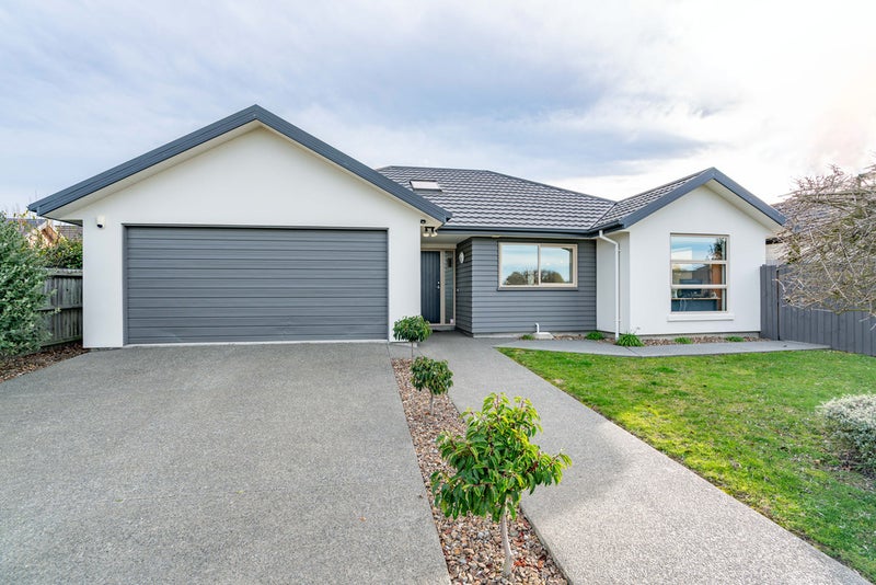 26 Bottle Lake Drive, Parklands, Christchurch - Carousel 1