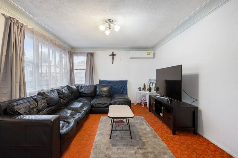 18 Sandra Avenue, Otara, Auckland - Carousel 2