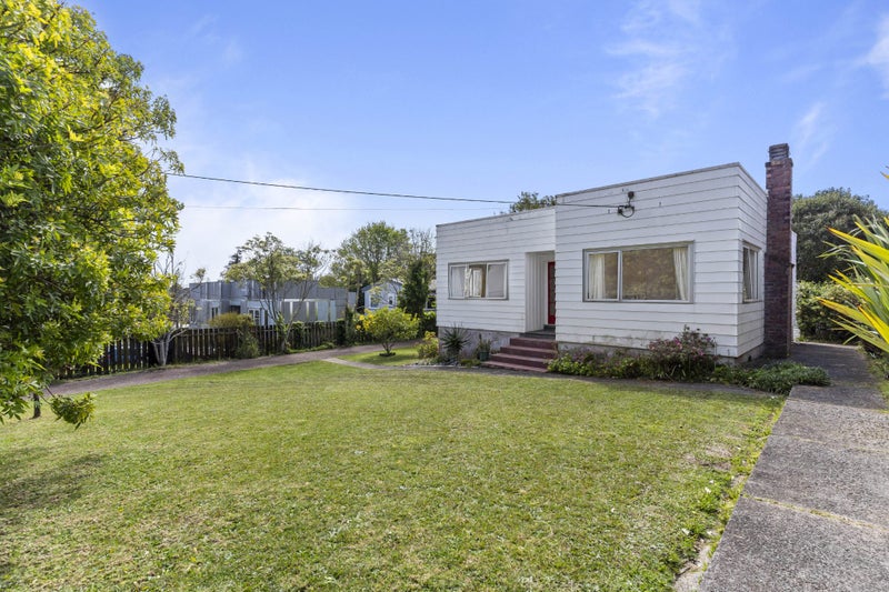 88 Gardner Avenue, New Lynn, Auckland - Carousel 2