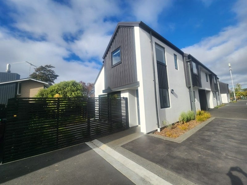 3/114 Cranford Street, St Albans, Christchurch - Carousel 1