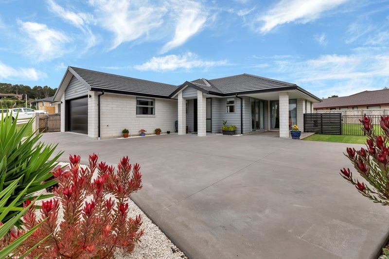 3 Wellingrove Place, Te Kamo, Whangarei - Carousel 1