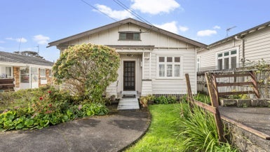 33 Brixton Road, Mount Eden, Auckland - Carousel 1