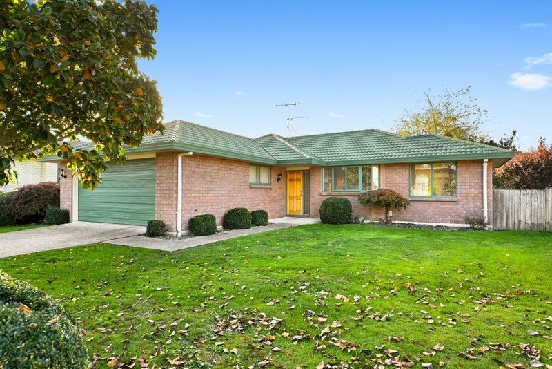 10 Dorchester Place, Nawton, Hamilton - Carousel 1