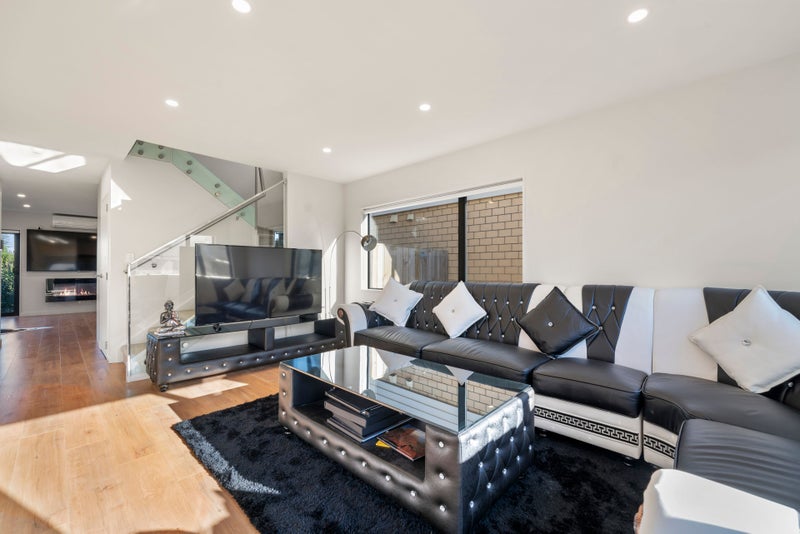 5 Nga Waka Place, Mangere, Auckland - Carousel 2