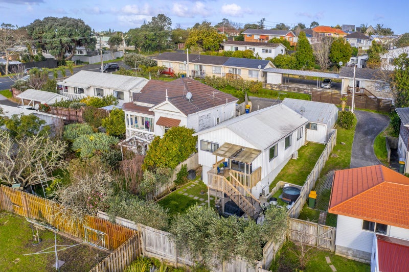 3/100 Birkdale Road, Birkdale, Auckland - Carousel 1