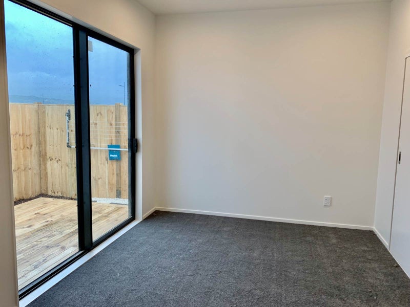16 Tetekura Street, Takanini - Carousel 8