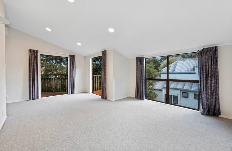 1/58 James Evans Drive, Northcote, Auckland - Carousel 2
