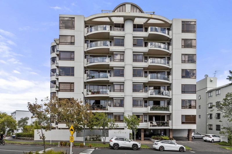 8A/27 George Street, Newmarket, Auckland - Carousel 1