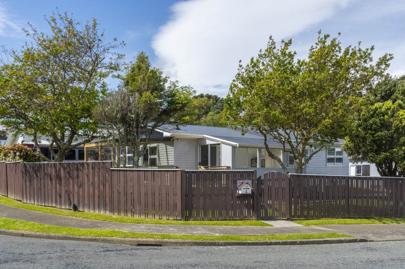 1 Finn Place, Titahi Bay, Porirua - Carousel 25