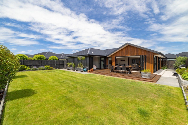 8 Roys Street, Marshland, Christchurch - Carousel 1