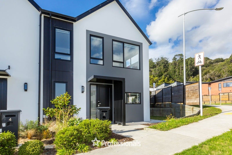 2 Dahl Drive, Wallaceville, Upper Hutt - Carousel 2