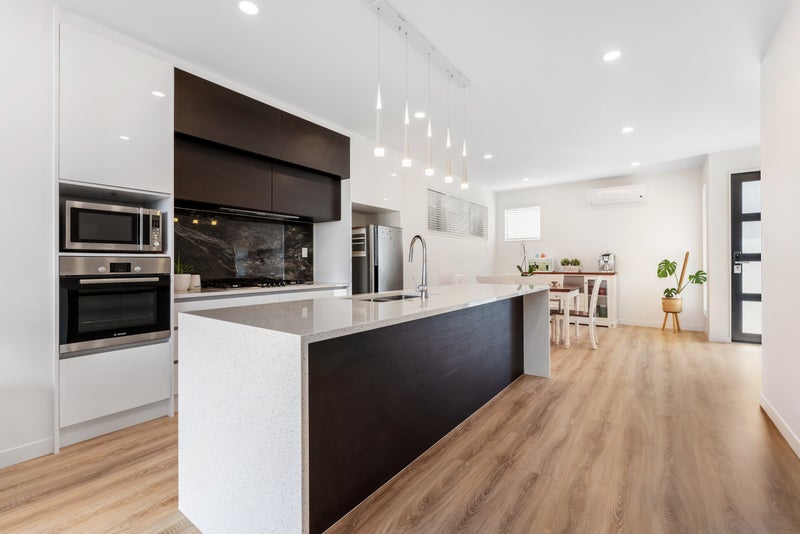 4 Waihou Crescent, Albany Heights, Auckland - Carousel 1