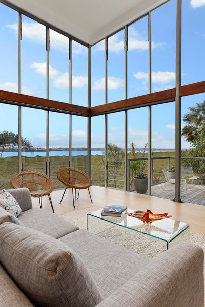 82 Alverston Street, Waterview, Auckland - Carousel 26