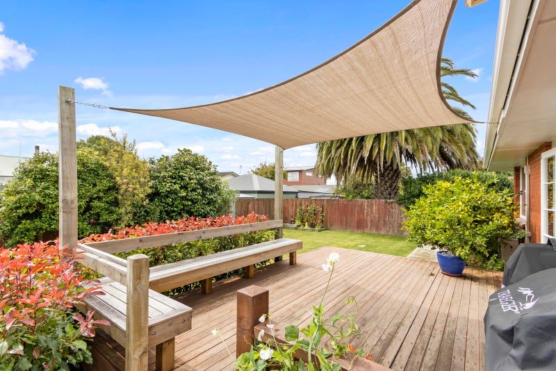 2/8 Nanette Street, Upper Riccarton, Christchurch - Carousel 2