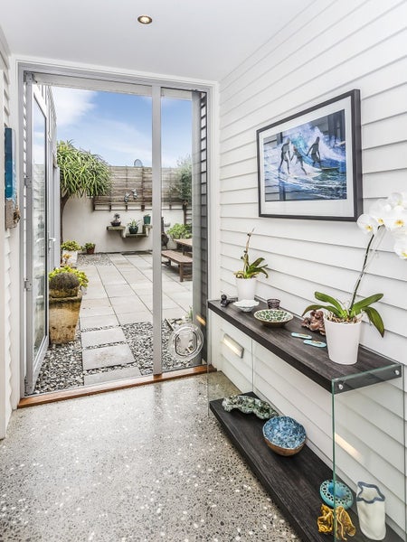 79 Ludlam Street, Seatoun, Wellington - Carousel 2