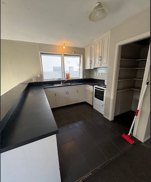 43B Purchas Street, St Albans, Christchurch - Carousel 2