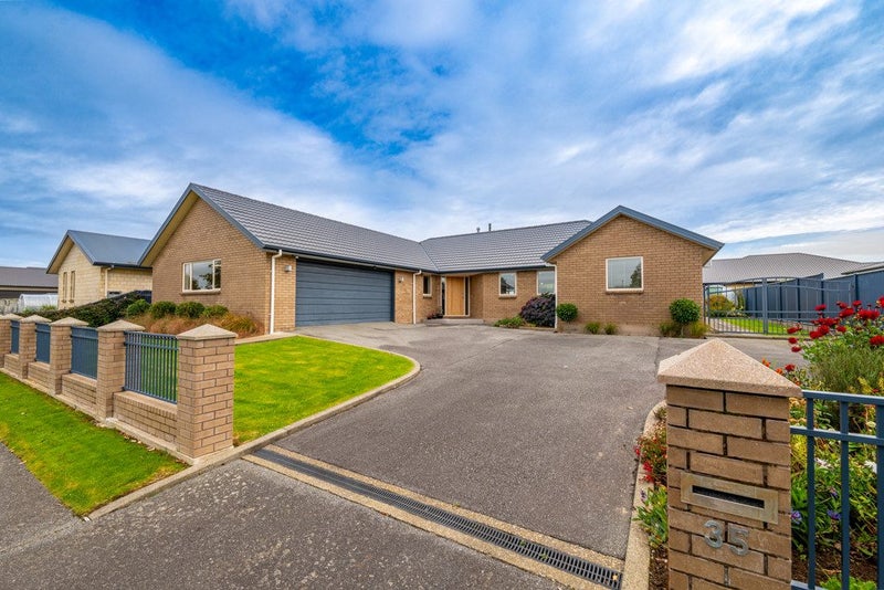 35 Northwood Avenue, Waikiwi, Invercargill - Carousel 1