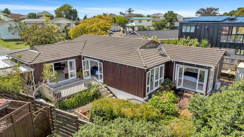 18 Maugham Drive, Bucklands Beach, Auckland - Carousel 2