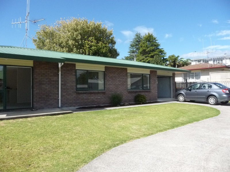 22B Lisbon Street, Greerton, Tauranga - Carousel 7