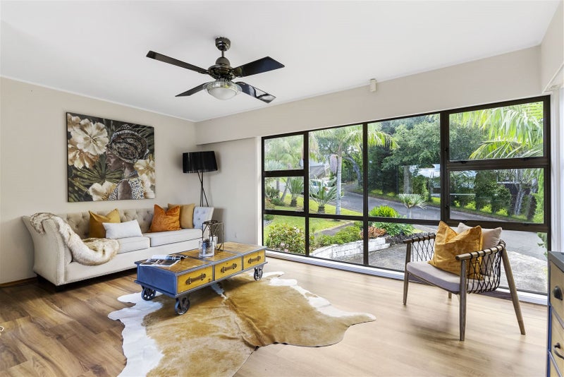 5 Odette Road, Totara Vale, Auckland - Carousel 2