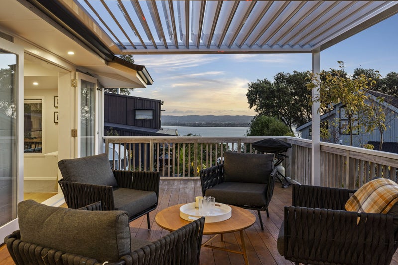 1/144 Rangatira Road, Beach Haven, Auckland  - Carousel 1