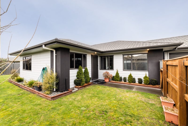 3 Chatham Mews, Flaxmere, Hastings - Carousel 1