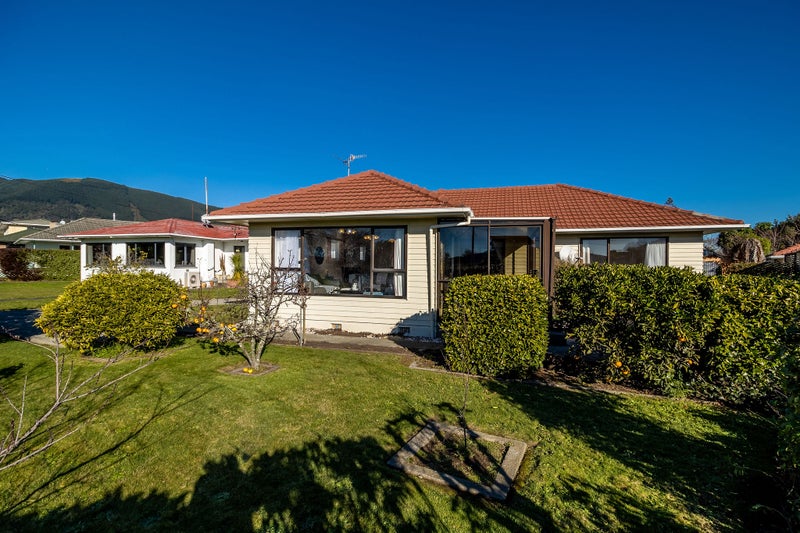 14 Manson Avenue, Stoke, Nelson - Carousel 2