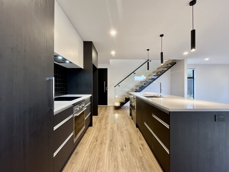 49 Forfar Street, St Albans, Christchurch - Carousel 2