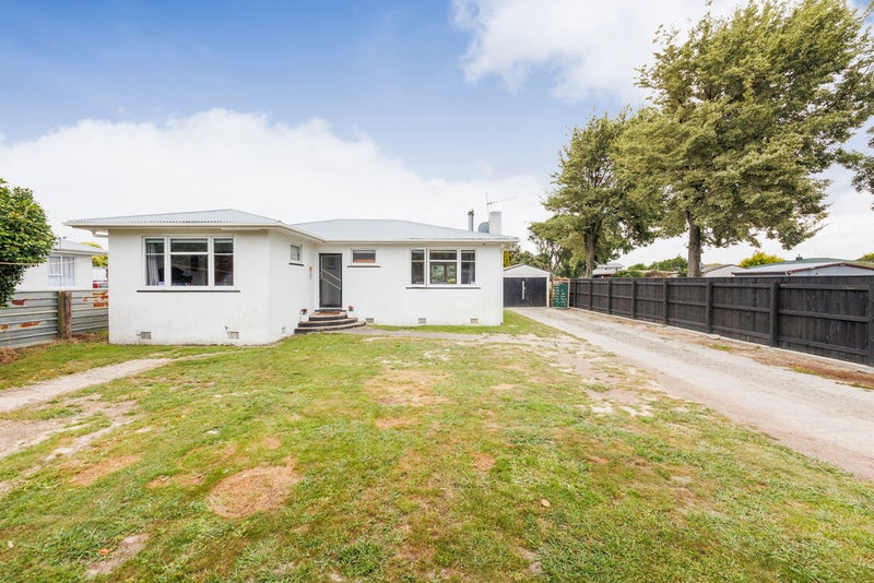 17 Liverpool Street, Takaro, Palmerston North - Carousel 1