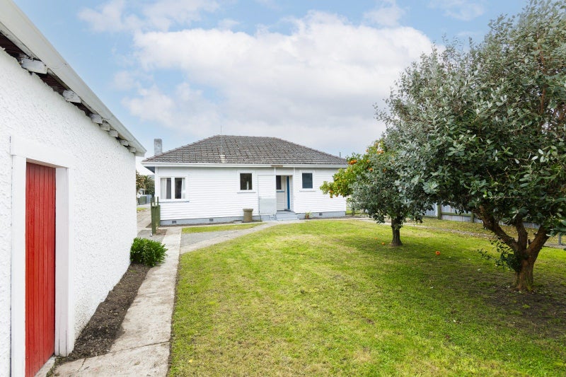 3 Turenne Street, Inner Kaiti, Gisborne - Carousel 1