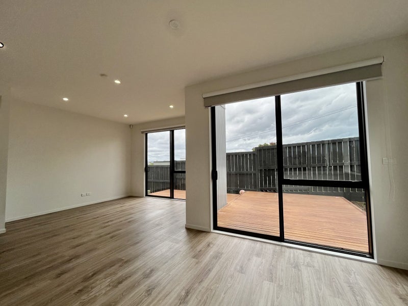 46 Patons Road, Howick, Auckland - Carousel 2