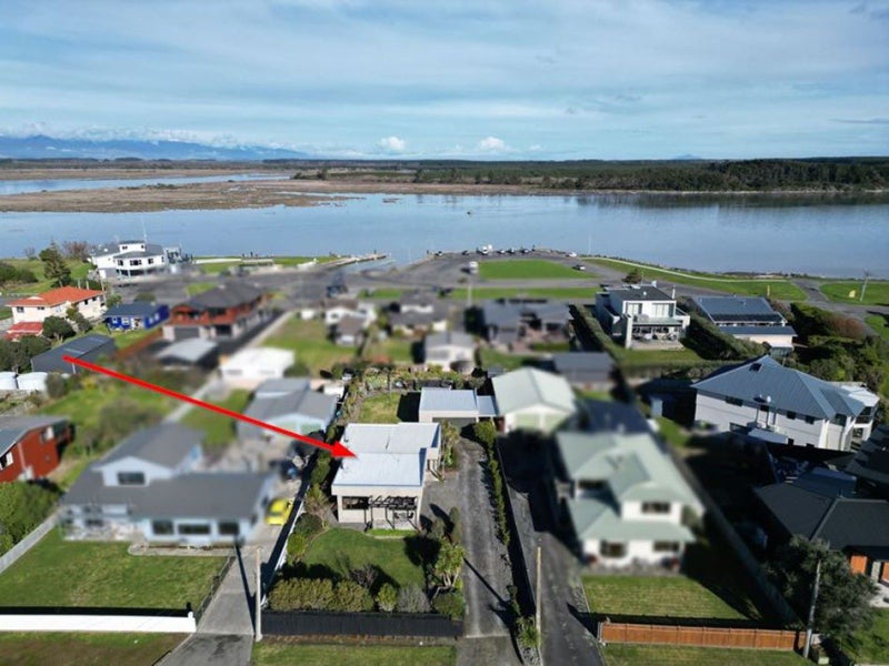 50 Shortt Street, Foxton Beach, Foxton - Carousel 1