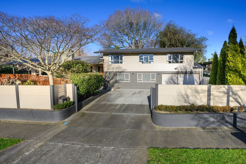 14 Churchill Avenue, Hokowhitu, Palmerston North - Carousel 1