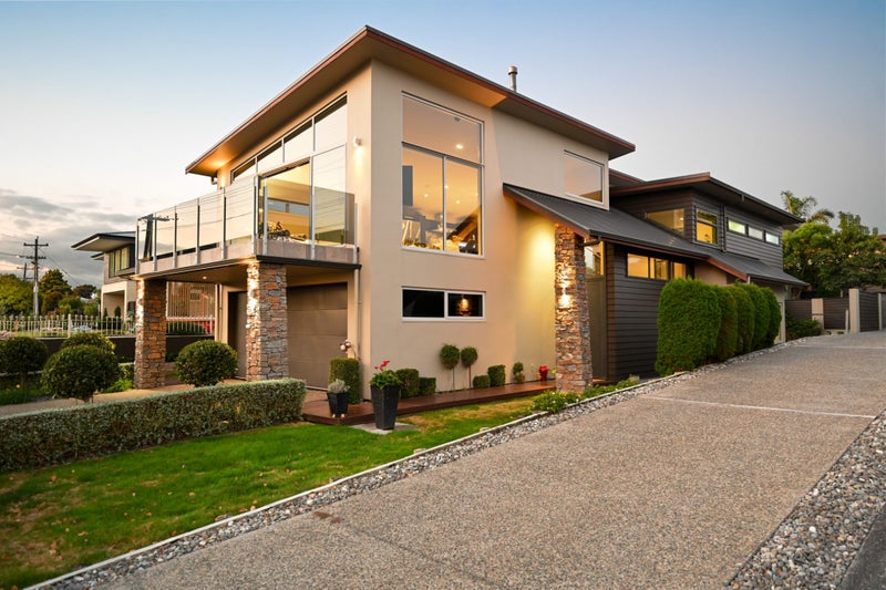 902A River Road, Queenwood, Hamilton - Carousel 1