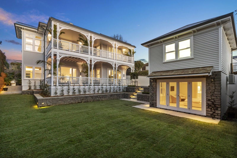 2 Galatea Terrace, Herne Bay, Auckland - Carousel 1