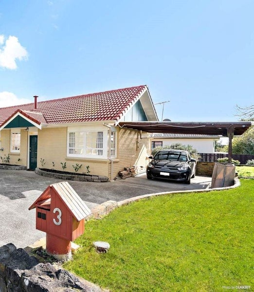 3 James Tyler Crescent, Lynfield, Auckland - Carousel 1
